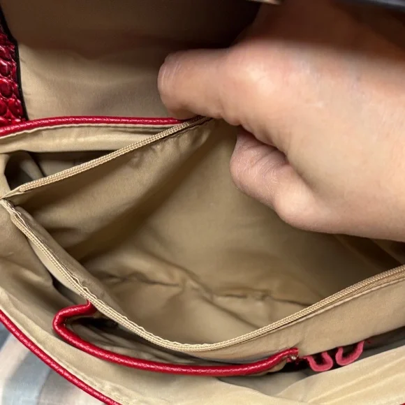 Giani Bernini Red Leather Crossbody/Satchel - Picture 10 of 11